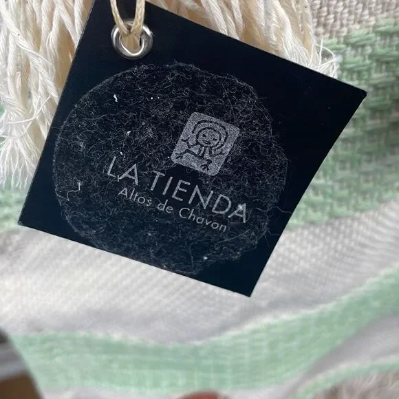 Altos de Chavon Woven Fringed Trim Market Tote - Picture 9 of 12